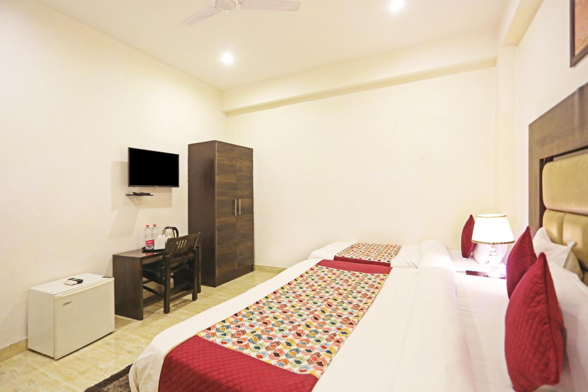 Airport Hotel Kiara - New Delhi Airport Luaran gambar