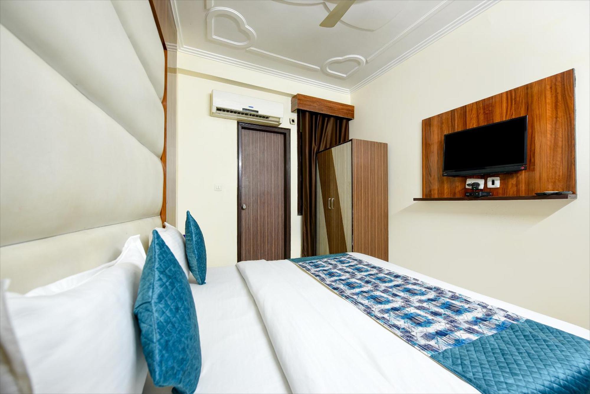 Airport Hotel Kiara - New Delhi Airport Luaran gambar